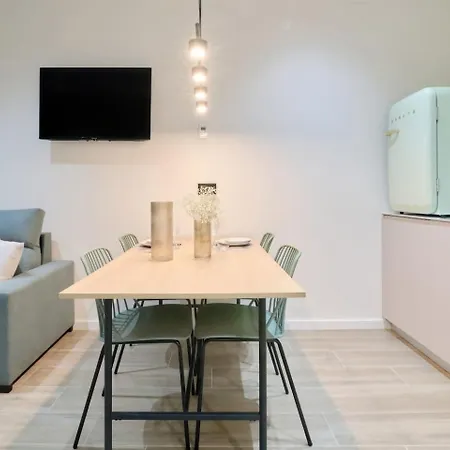 Romantic N4 Oceanografico Virkin Apartment *